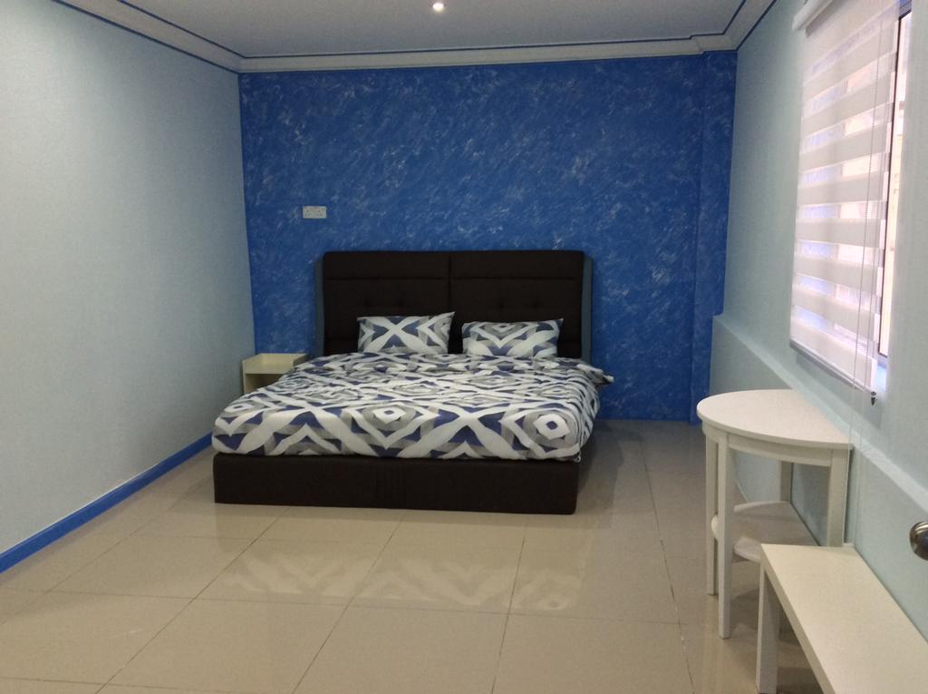 Bentong Street View Guest House 文冬街景旅馆 Kampong Chabang Экстерьер фото